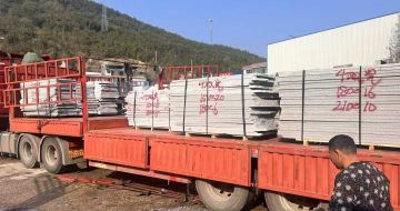 舟山 芝麻灰花岗岩光面毛板出货日常