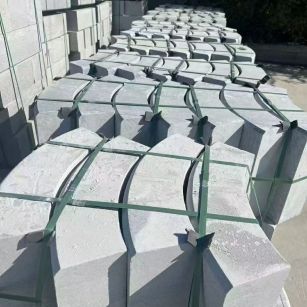 舟山 芝麻灰弧形路沿石