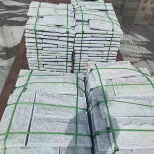 舟山 芝麻白蘑菇石装车出货