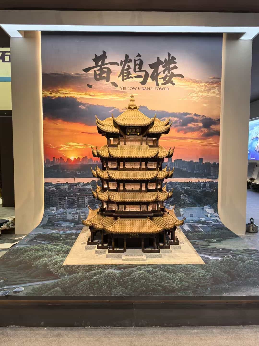 舟山仿古石文创作品-黄鹤楼