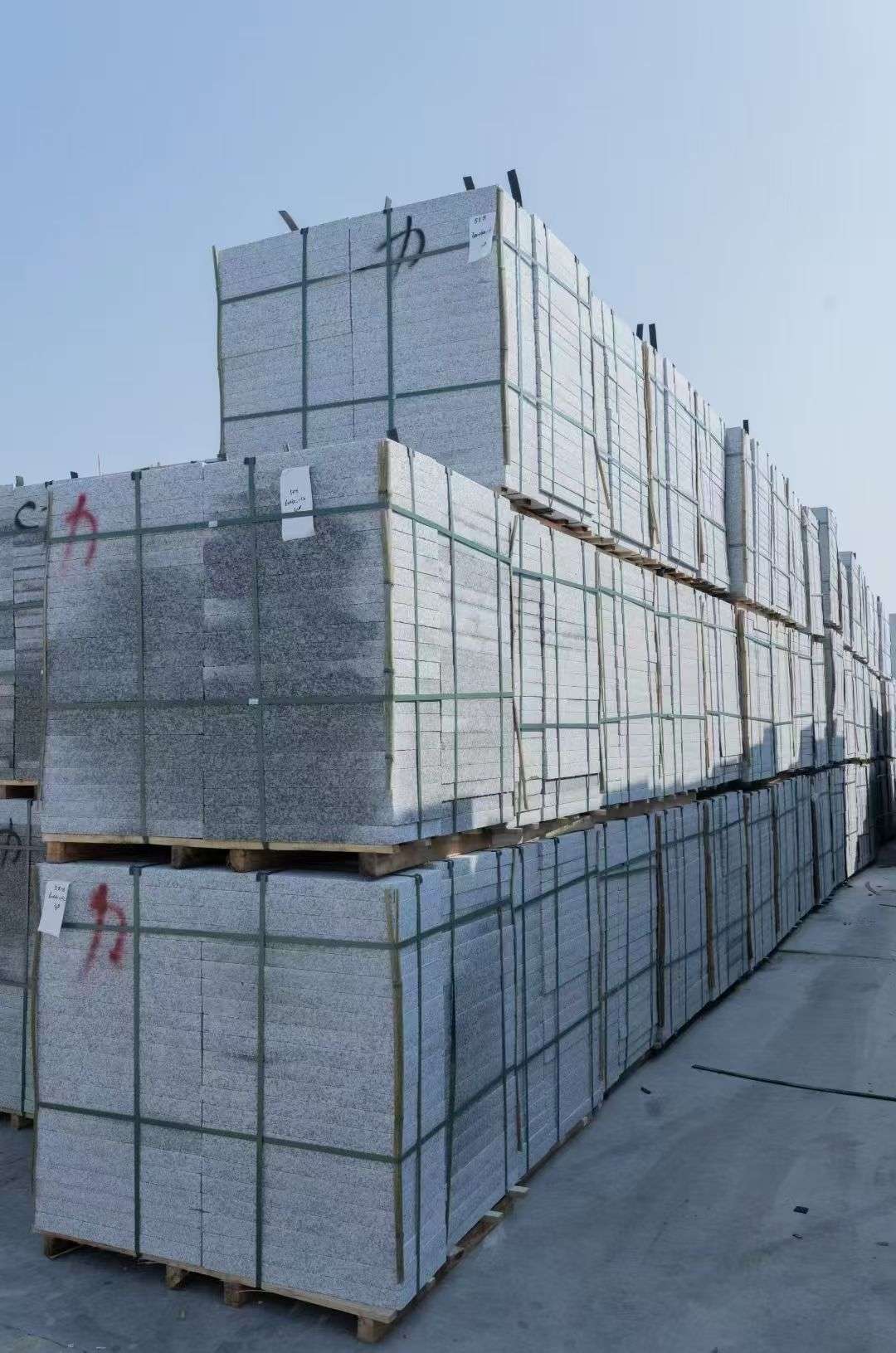 舟山 芙蓉白、大花白、小白花荔枝面成品地铺石