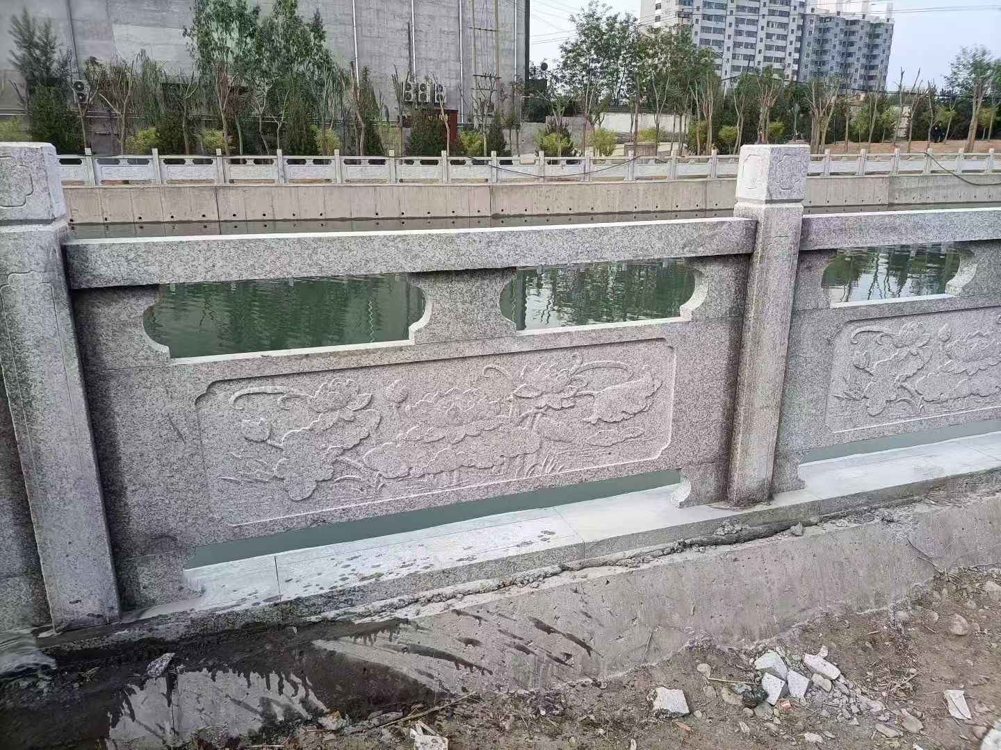 舟山 芙蓉白大花桥梁、河道，石材栏杆、围栏、护栏