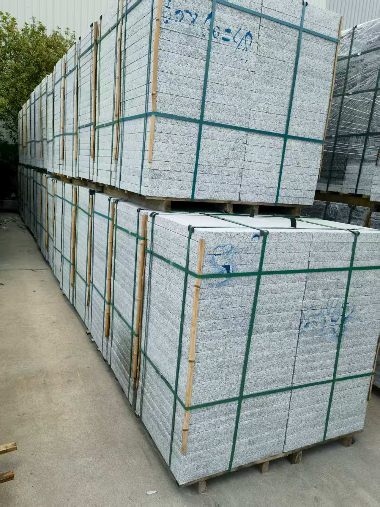 舟山 大花芙蓉白火烧成品，市政园林广场地铺石