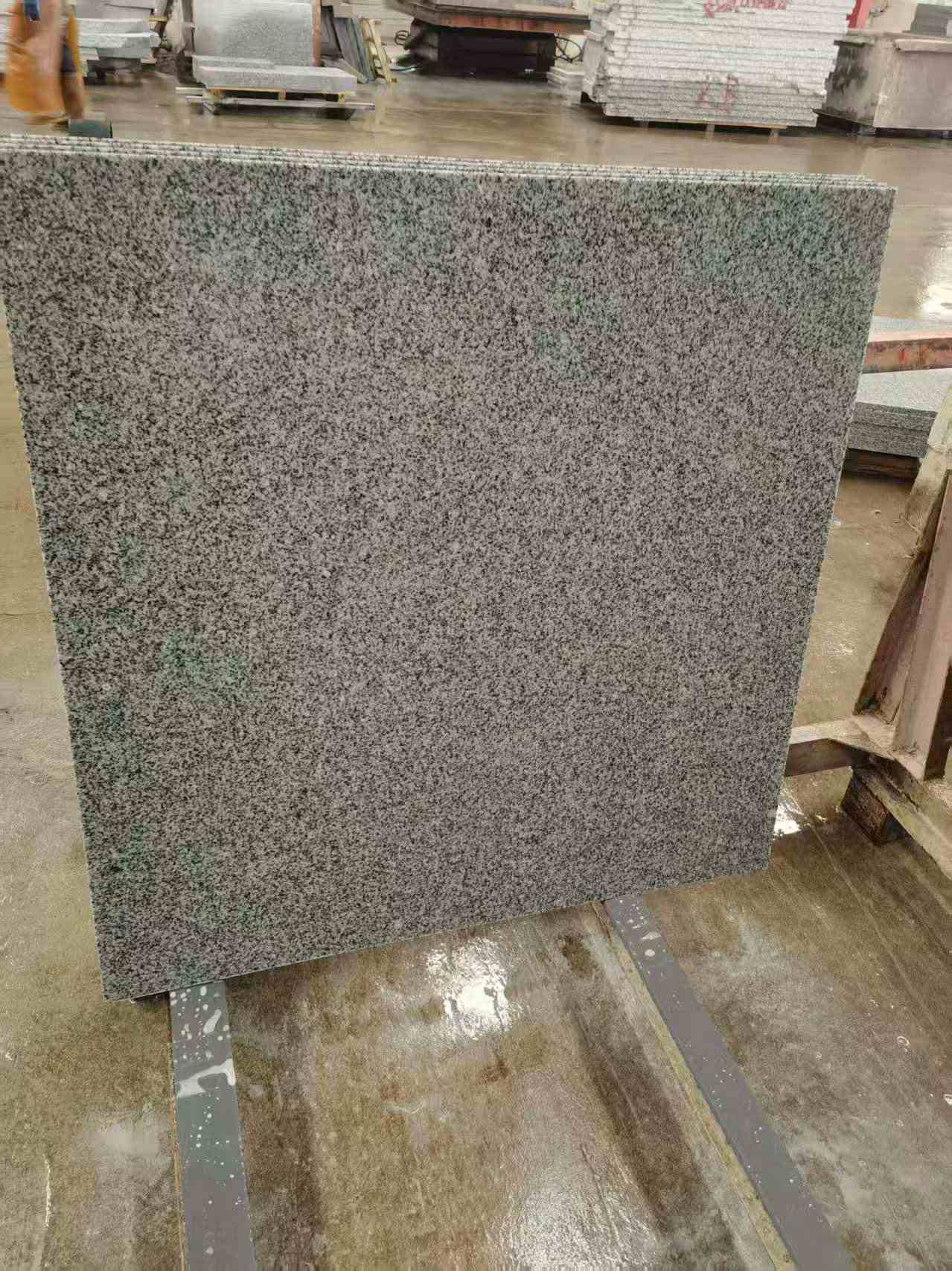 舟山 芝麻白光面900*900，高地铁标准